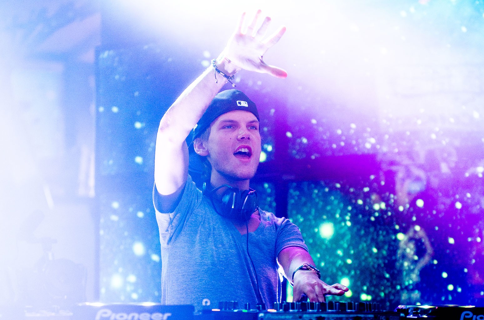 On This Day in Billboard Dance History: Avicii Wakes Up a New Style of Dance Music